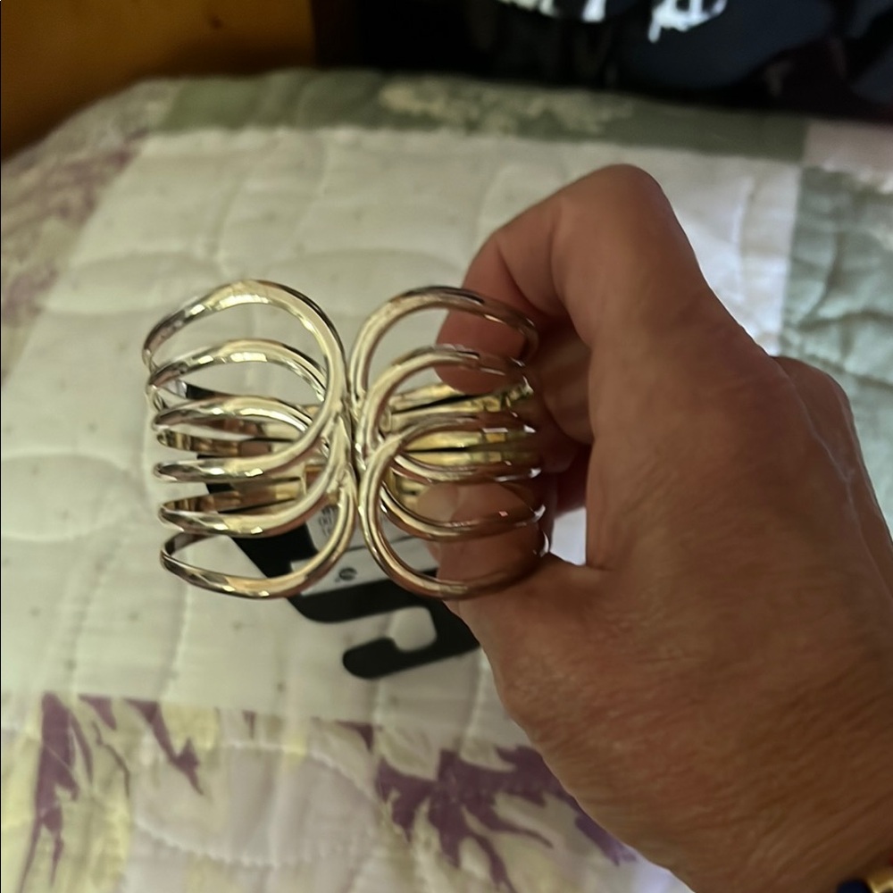 Elegant Gold Cuff Bracelet